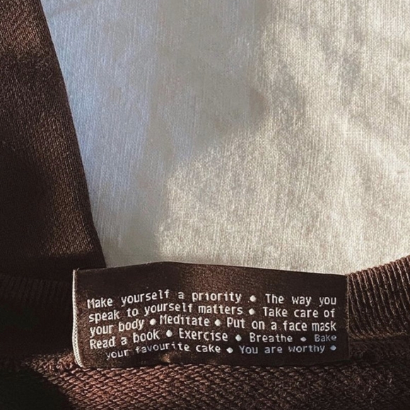 Meet your Posher, Sheba Style - Picture 6 of 10